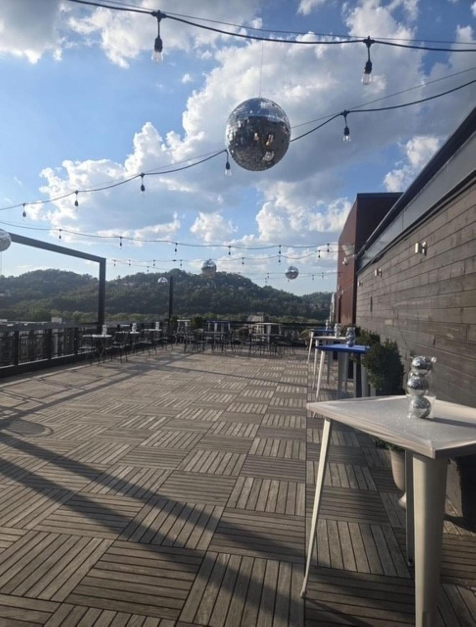 Tryp By Wyndham Pittsburgh/Lawrenceville Exterior photo