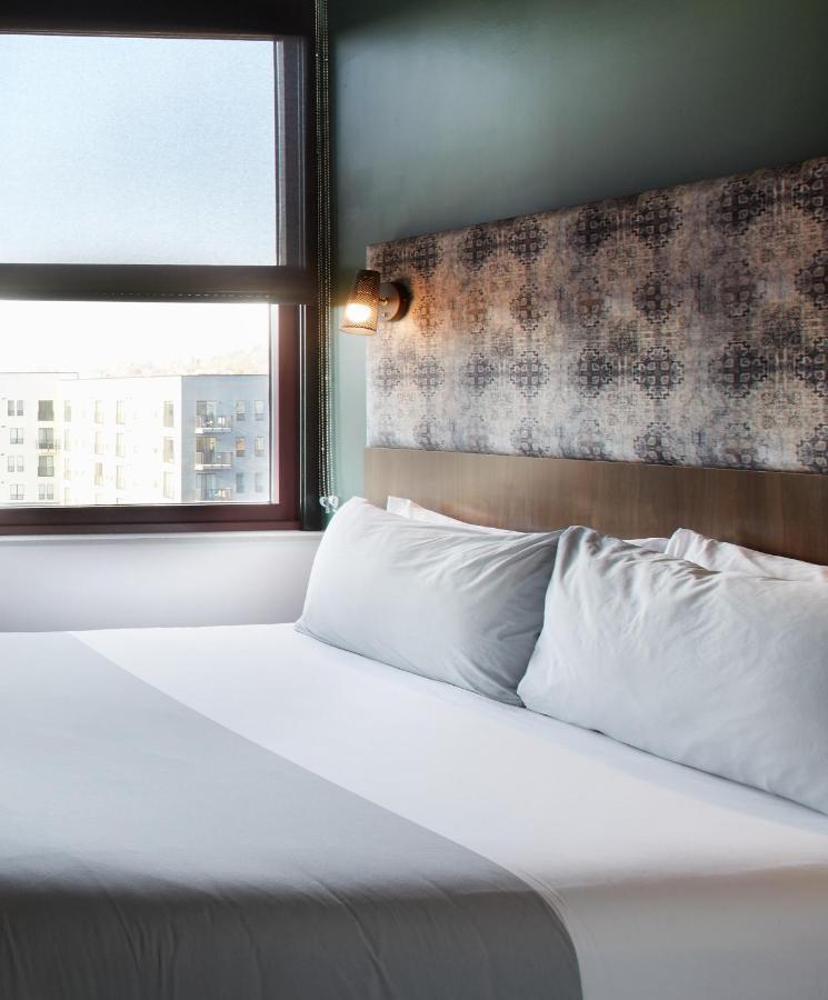 Tryp By Wyndham Pittsburgh/Lawrenceville Exterior photo